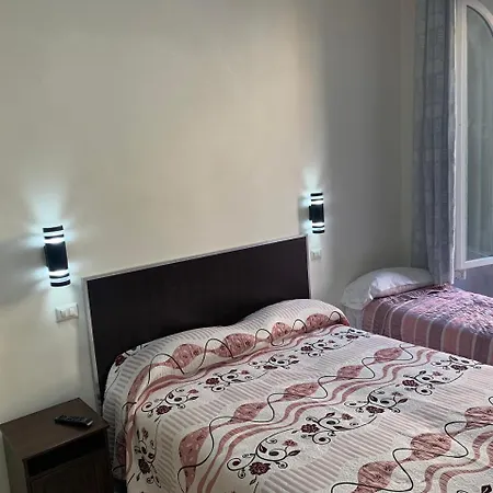 Serena House Nocleg ze śniadaniem