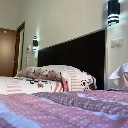 Serena House Bed & Breakfast *