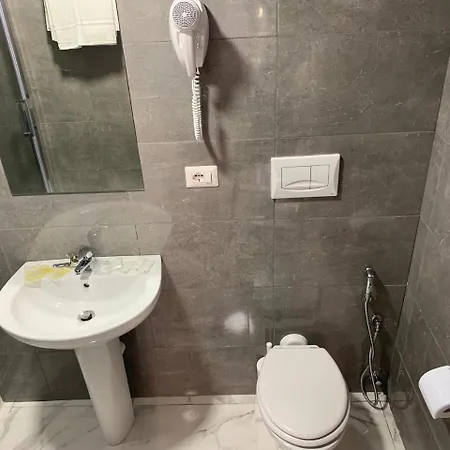 Serena House Rome